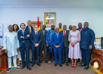 Petit Palais: Djiba Diakité préside la réunion de cadrage du Programme Simandou 2040 avec les représentants des Cabinets conseils et banques d’affaires de réputation internationale