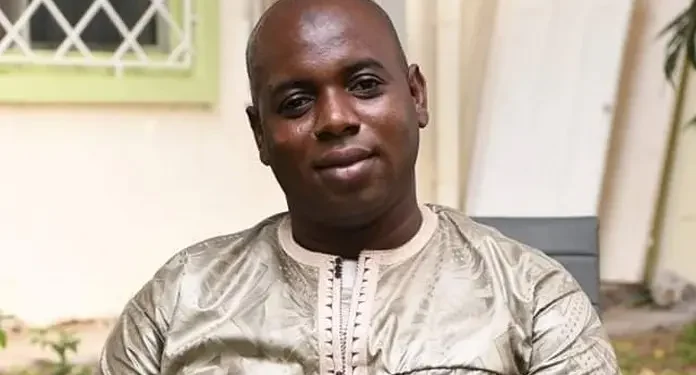 Une Constitution pour la discorde : Le projet d&rsquo;une Guinée déchirée (Souleymane Souza Konaté)