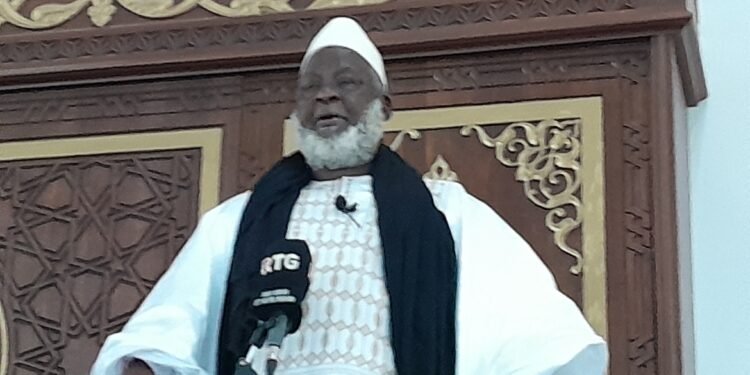 Tabaski 2025 : Le Premier Imam Elhadj Mamadou Saliou Camara appelle à la paix, la solidarité et la cohésion nationale