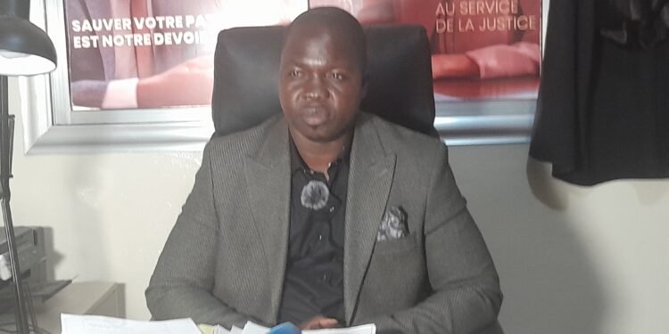 Maître David Béavogui, avocat au barreau de Guinée, a animé un point de presse dans la soirée du vendredi 13 juin 2025 à son cabinet situé à Dixinn Terrasse, dans la commune de Dixinn.