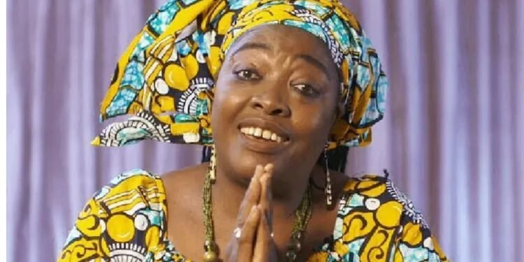 Missia Saran, alias « Petit Piment », enflamme la Mamaya 2025 : un retour magistral à Kankan