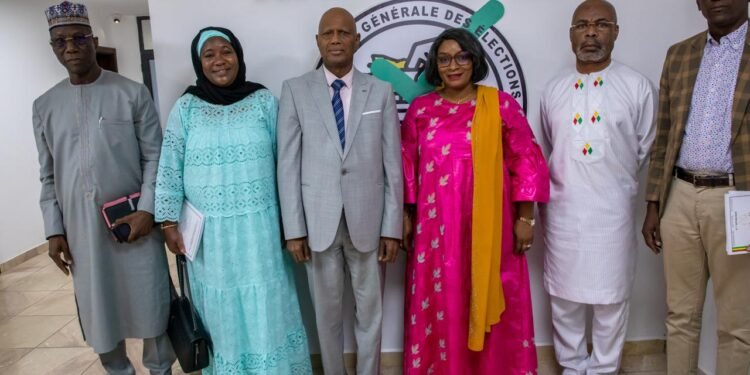 Présidentielle en Guinée : la DGE reçoit une délégation des autorités de régulation des médias africains