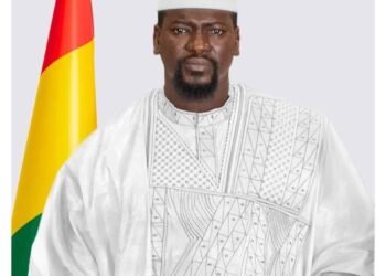 Libération des emprises publiques en Guinée : Mamadi Doumbouya justifie une mesure de sécurité et de santé publique