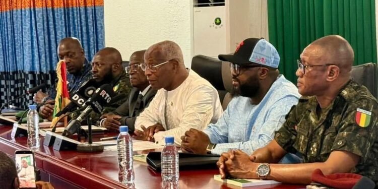 Guinée : Amadou Oury Bah prend ses fonctions de Premier ministre et annonce un gouvernement orienté vers la gouvernance de long terme 