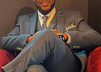 GUINÉE : L’ÉVEIL DU « 13ÈME POUMON » – DAOUDA CONTÉ, L&rsquo;ARCHITECTE D&rsquo;UN NOUVEAU DESTIN POUR LA DIASPORA