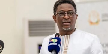Éducation : Alpha Bacar Barry lance le projet de 100 écoles modernes type Barry Diawadou à travers le pays