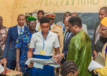 Baccalauréat 2026 : le PM Bah Oury appelle les candidats à bannir la fraude et à croire en leur avenir