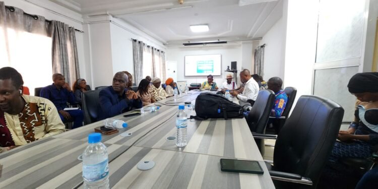 Discours de haine en Guinée : l’ONU et le SPPG lancent à Conakry une formation de deux jours pour renforcer la veille citoyenne des journalistes