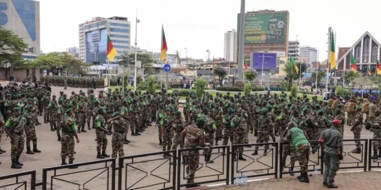 Cameroun: remaniement au sommet de l’armée alors que Paul Biya est hors du pays