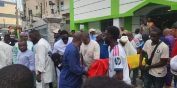Ratoma : le journaliste Aboubacar Séné Diallo inhumé au cimetière de Taouyah