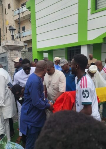 Ratoma : le journaliste Aboubacar Séné Diallo inhumé au cimetière de Taouyah