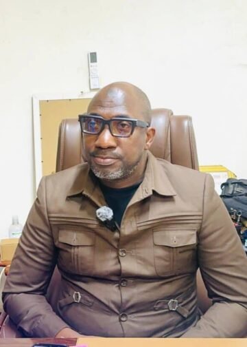 Rentrée scolaire à Dixinn : Mamadi Konaté salue la mobilisation des élèves et met en garde contre la falsification des notes